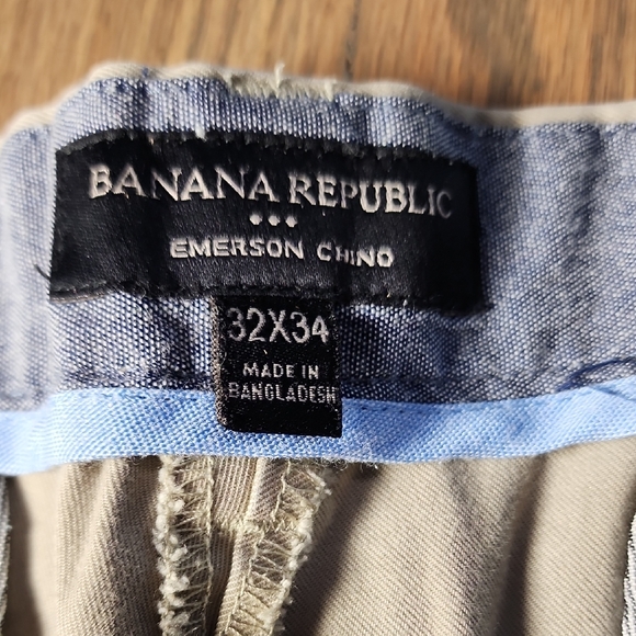 Banana Republic Stone Khakis - Picture 2 of 6